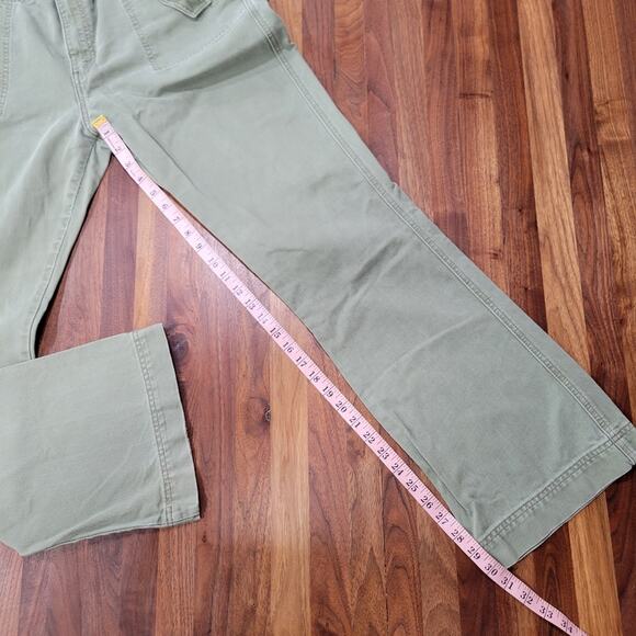 Levi's Fatigue Boot Cut Army Green Jeans Size 16 - Picture 7 of 8